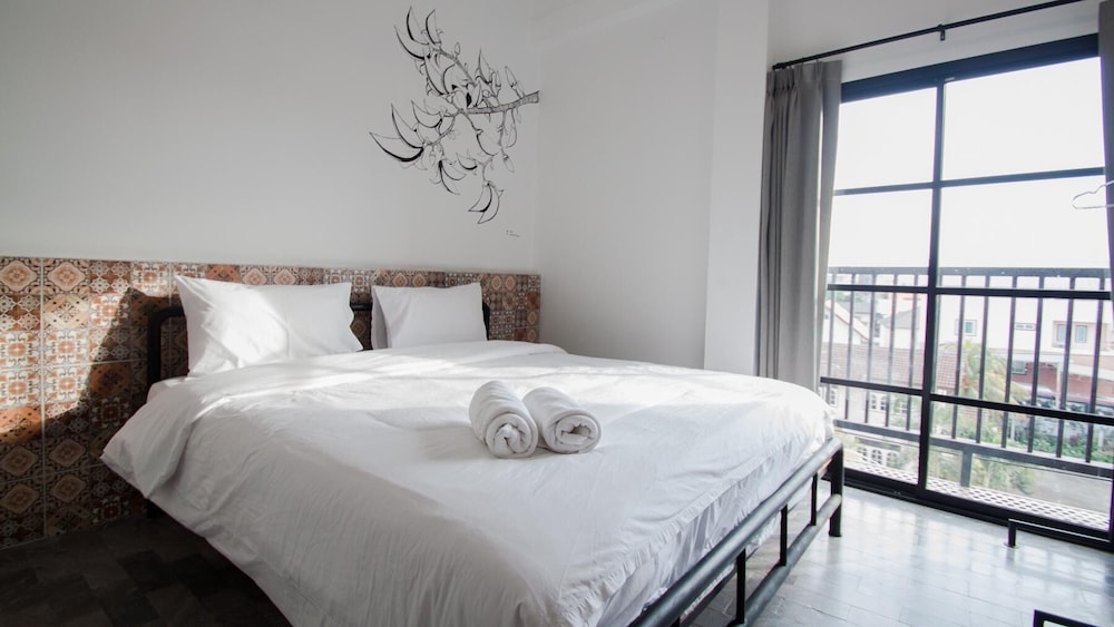 V1 Room Hotel