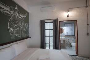 V1 Room Hotel