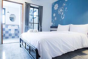 V1 Room Hotel