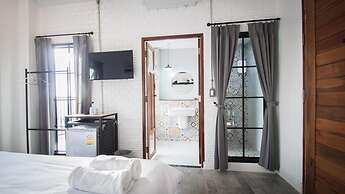 V1 Room Hotel