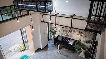 V1 Room Hotel
