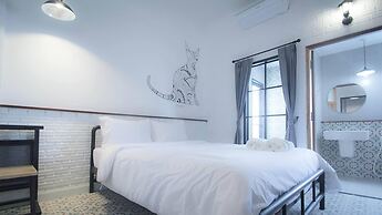 V1 Room Hotel