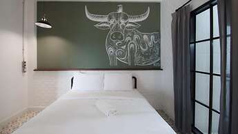 V1 Room Hotel
