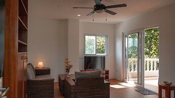 Tablas Seaview Homestay