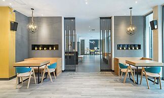 Chen Jia Garden Hotel