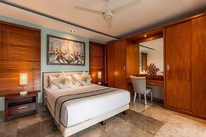 Villa Mary's Beach