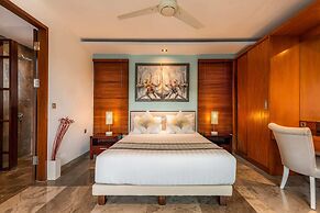 Villa Mary's Beach