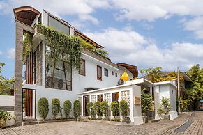 Villa Mary's Beach
