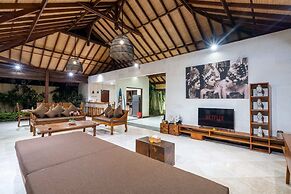 Villa Alroda Antik