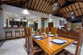 Villa Alroda Antik