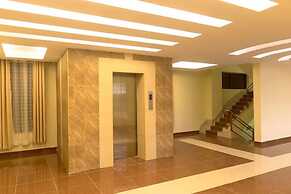 Maxland Hotel Juja