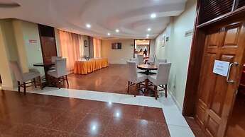 Maxland Hotel Juja