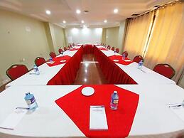 Maxland Hotel Juja