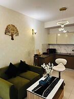 Luxury lofty heaven studio Apartment
