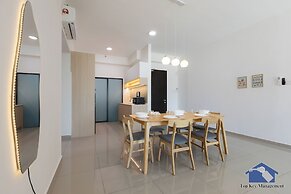 Sunshine Residence Suites