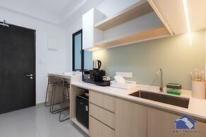 Sunshine Residence Suites