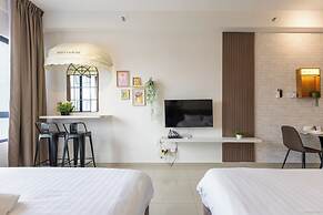 Sunshine Residence Suites