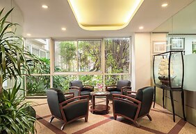 Elegant Suites Central