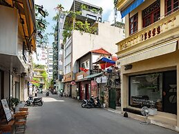 Elegant Suites Central
