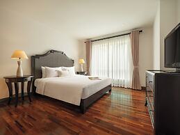 Elegant Suites Central