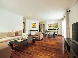 Elegant Suites Central