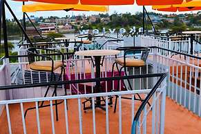 Lux Suites Lakeview Cottages Ruiru