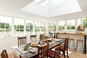 Gallops Cottage