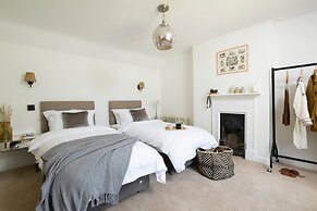 Gallops Cottage