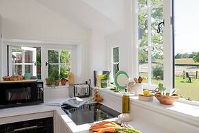 Gallops Cottage