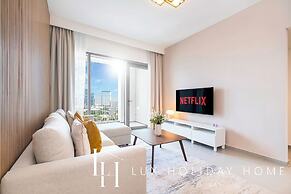 LUX The Downtown Zabeel View Suite