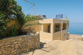 Beachfront Panorama Double Room in Kythira