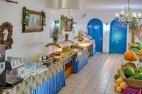 Palm Bay Hotel Sissi