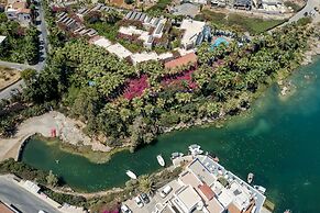 Palm Bay Hotel Sissi