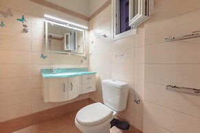 Seaside Nest in Kourouta Steps From the Beach