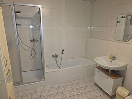 Uhler Hoilday Apartments With Large Garden