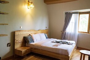NDERE  ECHIFUUHA RESORT
