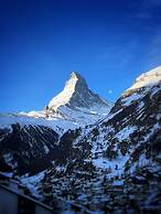 the nest- inspiringplaces Zermatt