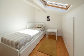 Bairro Alto Tiny Studio by Homing