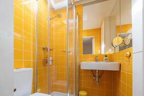 Bairro Alto Tiny Studio by Homing