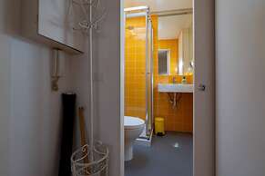 Bairro Alto Tiny Studio by Homing
