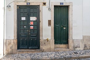 Bairro Alto Tiny Studio by Homing