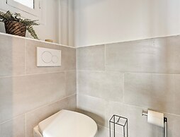 1536 Daumesnil