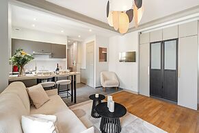 1536 Daumesnil