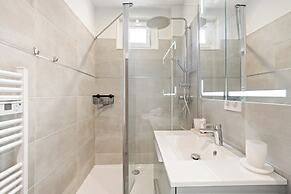 1536 Daumesnil