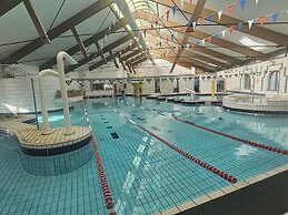 Valley Lodge 20