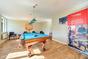 Marine Court Ground-floor Accessible Double