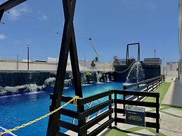 Marina cerritos Condominios