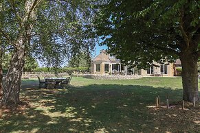 Leafield Cottage