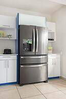 Ocean Park 3BD-3BA Pool Walktobeach