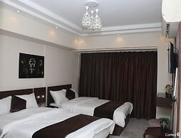 Nile Diamond Suites